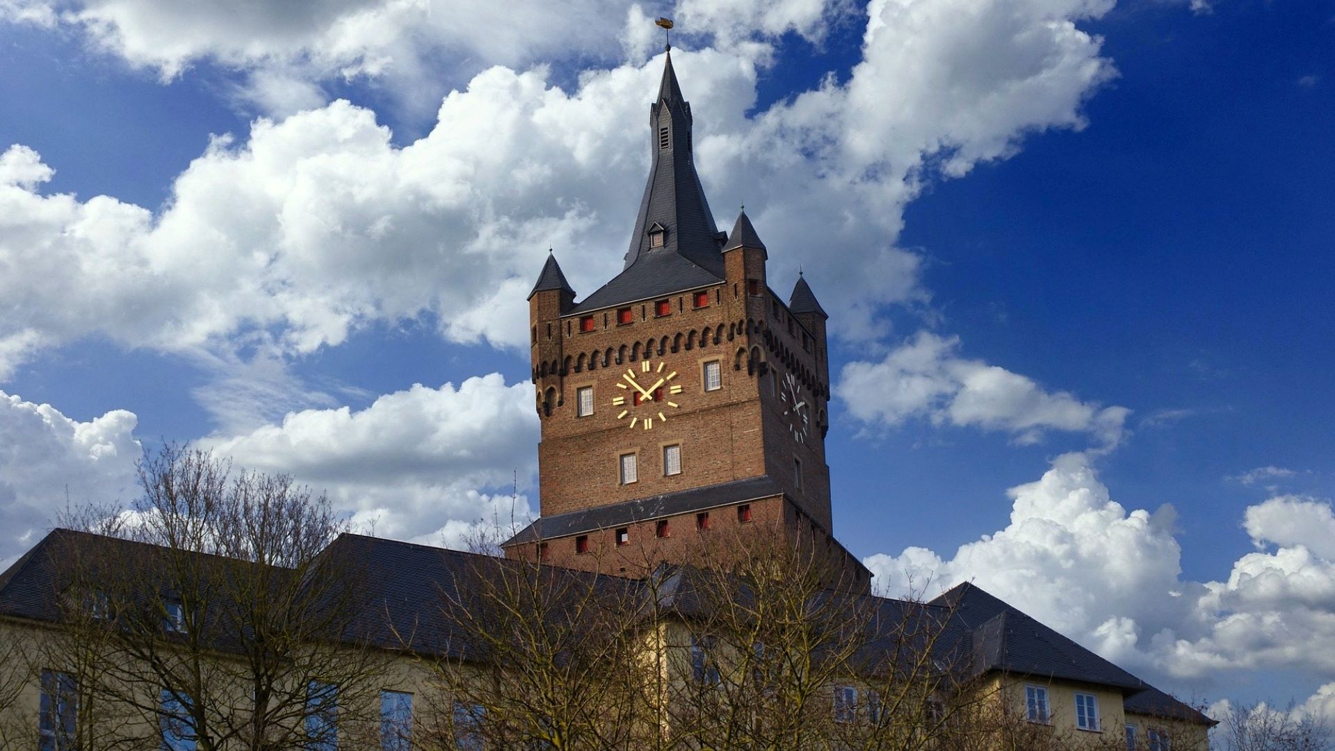 Kleve 47533 frühstück schwanenburg gerichtskantine mittagessen kaffee brötchen
